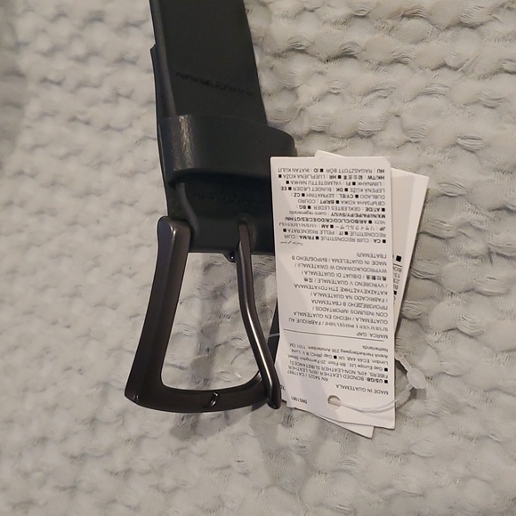 NWT Gap Black Belt Size 30 - Picture 3 of 3